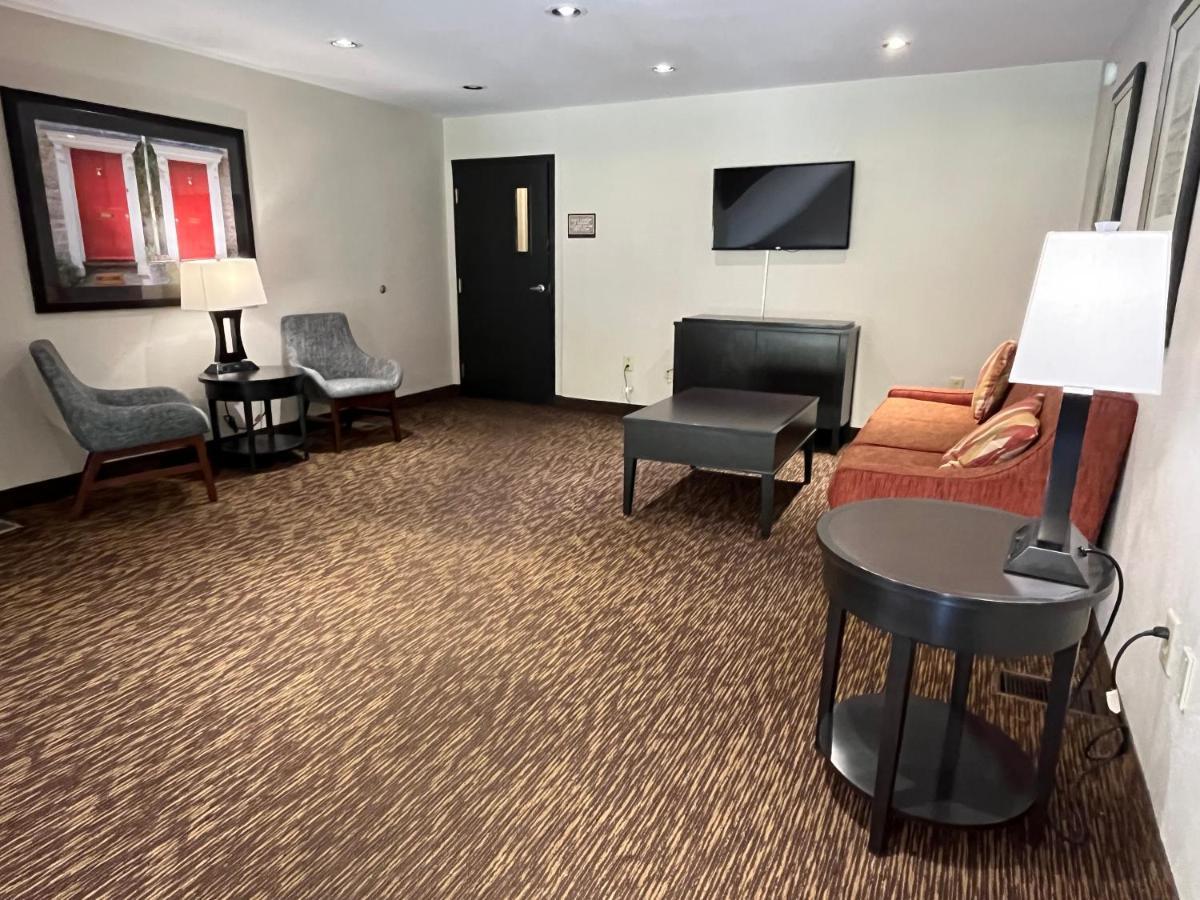 נאשוויל Homestay Suites מראה חיצוני תמונה